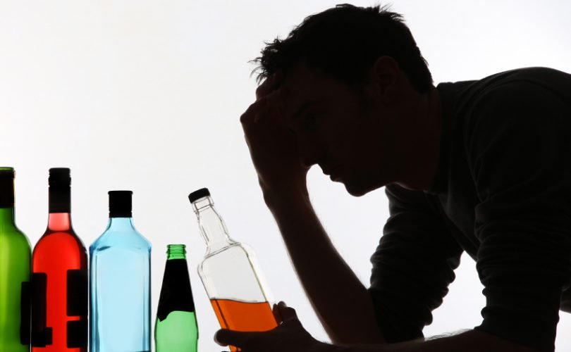 Побічні ефекти медикаментозного лікування алкоголізму: чого очікувати