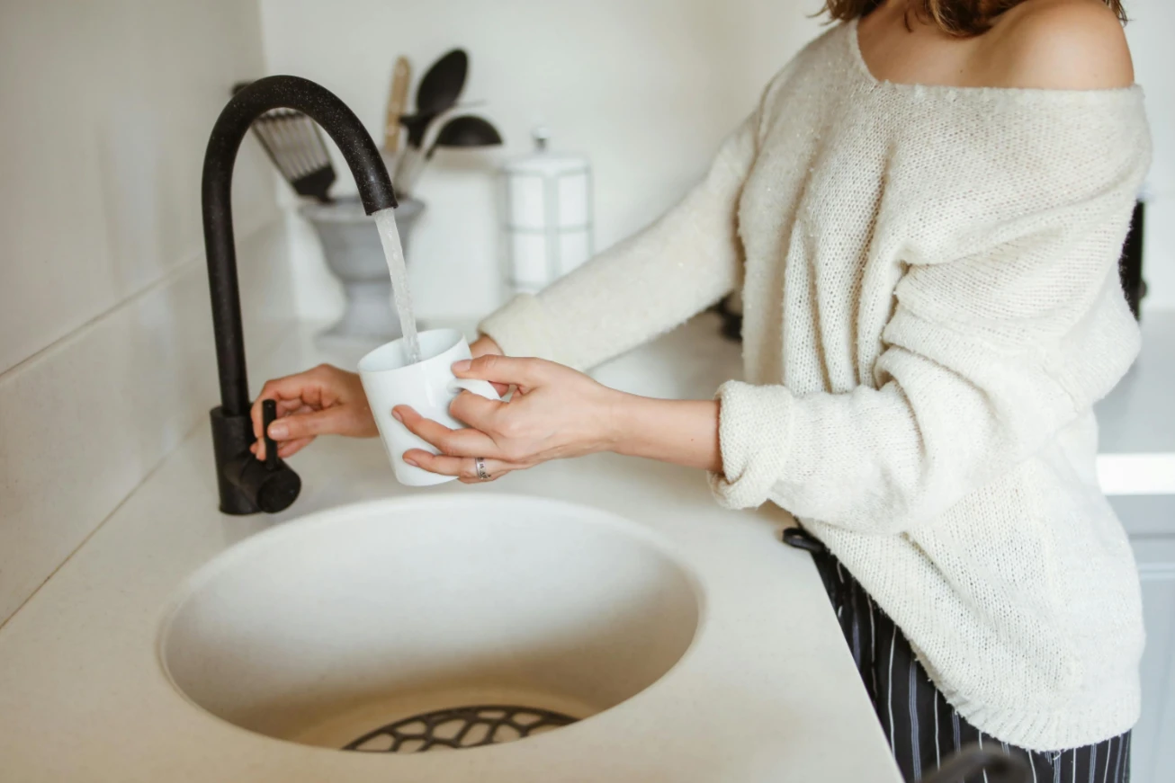 вода из-под фильтра