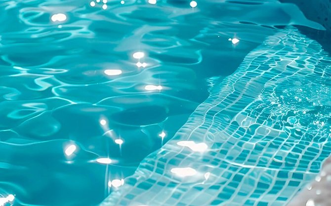 очищення води в басейні