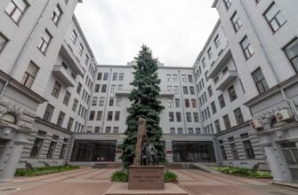 Університет 262P+43: Харківська архітектура та будівництво