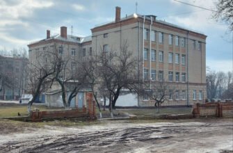 Школа X8Q3+X3: Харківський ліцей №8, Україна