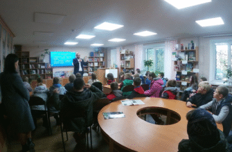 Громадська бібліотека ім. Д.І. Писарєва, X86H+GR Харків