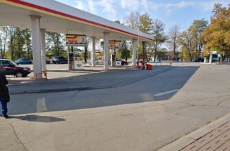 АЗС ОВІС у Харкові: адреса W7G9+H8, Харківська область