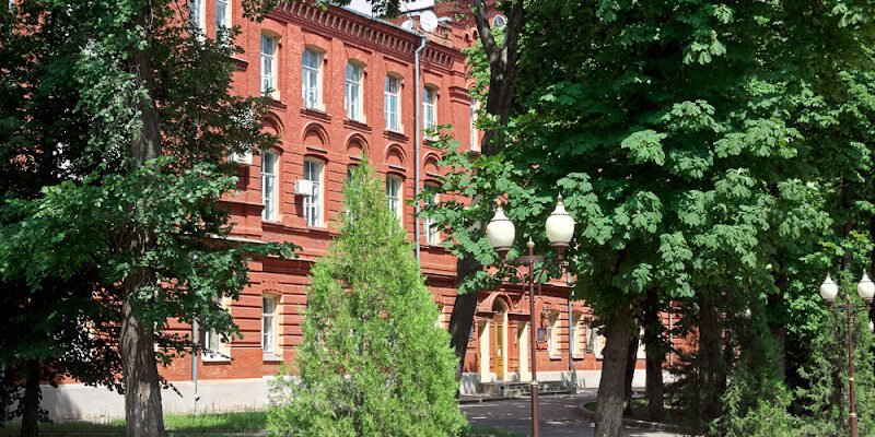 Університет Харків: Ректорський корпус ХПІ розкрито