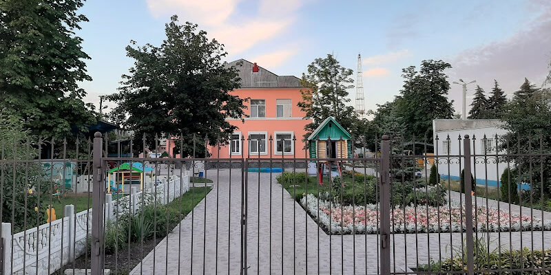 Дитячий садок №38, X6F9+CM Харків – найкращий вибір