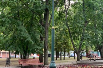 Міський парк: Михайлівський сквер у Харкові