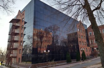 Наукова бібліотека НТУ ХПІ, Харків: X7W2+W2, Україна