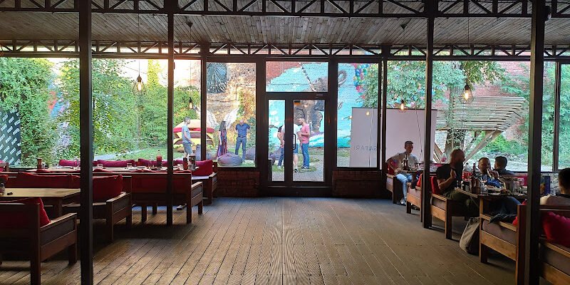 Найкращі кафе Харкова: ваш гід місцевими закладами