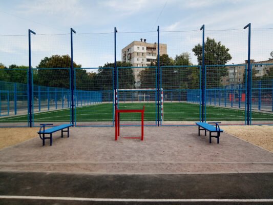 Школа Харків: гімназія №82 та W8W8+H5 адреса