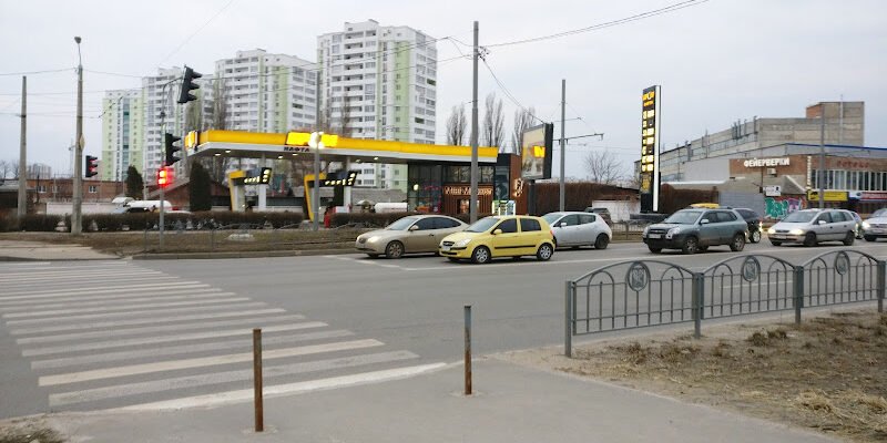 АЗС БРСМ Нафта: Турбота Pro – Харків, Україна 262C+25