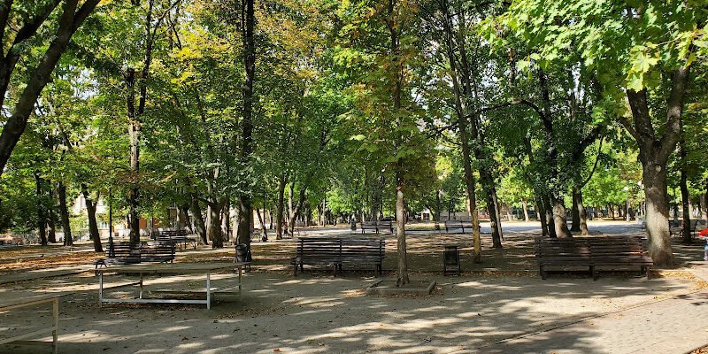 Парк імені П. Кандаурова у Харкові: Сквер Гулівер