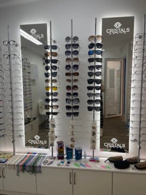 Оптика Cristals Optic: Харків, 28FP+X4, Україна Оптика Cristals Optic: Харків, 28FP+X4, Україна