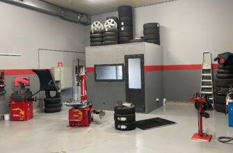 Автомайстерня: Шиномонтаж 28H3+J5 Харків, Україна