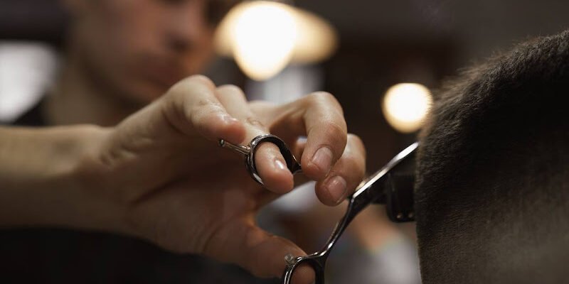 Чоловіча перукарня Chop-Chop: X6WR+W3, Харків, Україна Чоловіча перукарня Chop-Chop: X6WR+W3, Харків, Україна