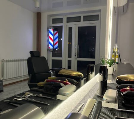 Чоловіча перукарня 1212barbershop в Харкові, Україна