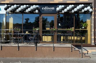 Edison: Магазин випічки та кав’ярня в Харкові