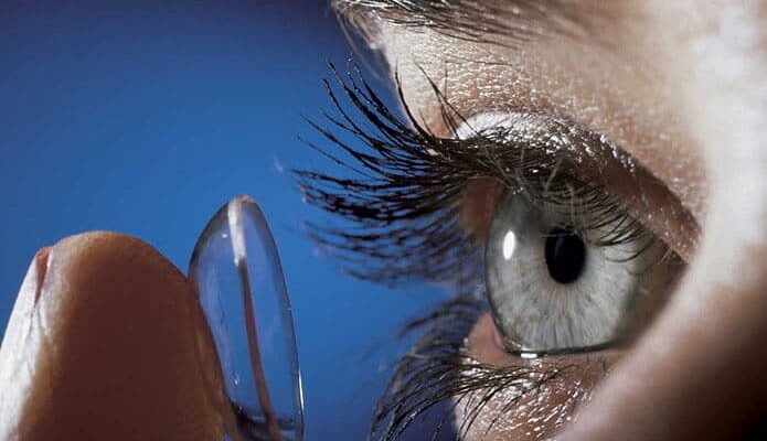 Чи можна спати в лінзах: ризики та рекомендації для здорового сну Чи можна спати в лінзах: ризики та рекомендації для здорового сну