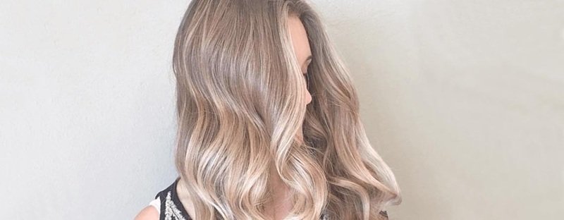 Салонний ефект вдома: як пофарбуватися самостійно і не пошкодити локони?