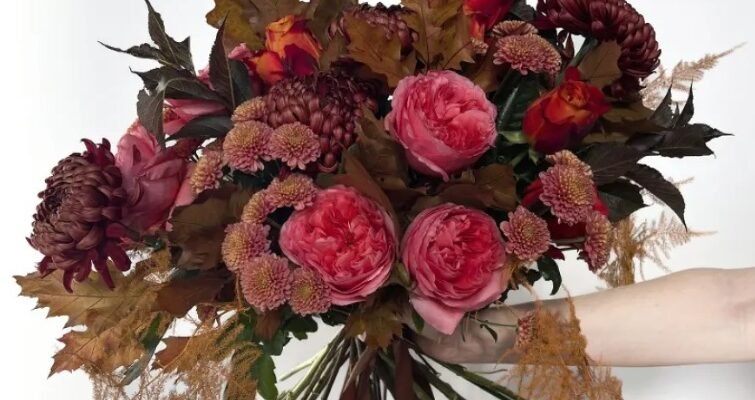 Украфлора: ексклюзивні букети з квітів в подарунок