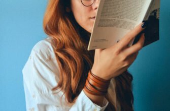 Психологія читання в підлітковому віці: як книга формує особистість