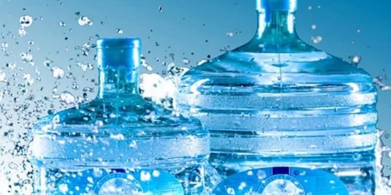 Считаем семейный бюджет: доставка воды в бутылях против ежедневной покупки мелкого пластика в супермаркете